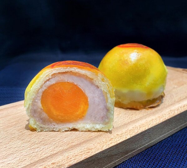 Kugelkuchen „Taro“ Golden (kurze Haltbarkeit)