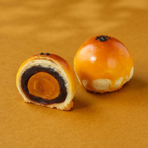 烏豆沙蛋黃酥 - 賞味期限較短